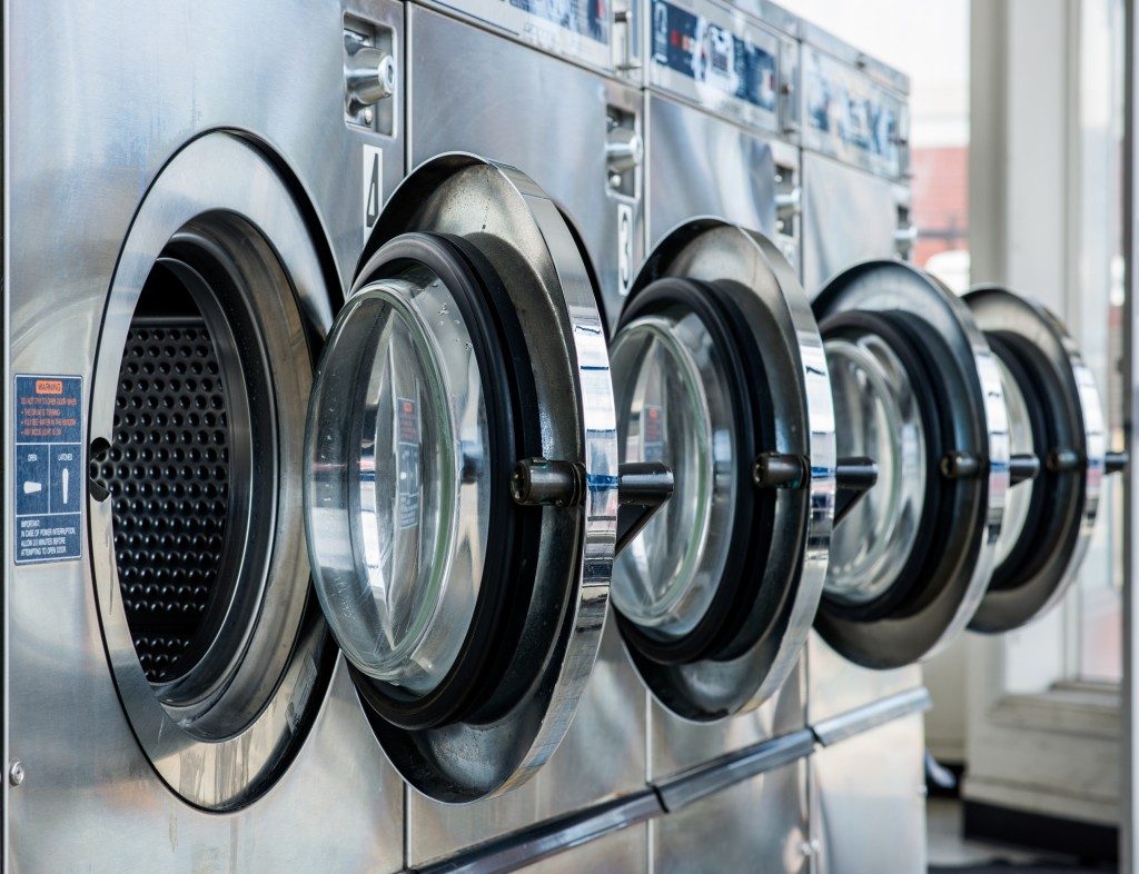 washing machines of a laundry shop