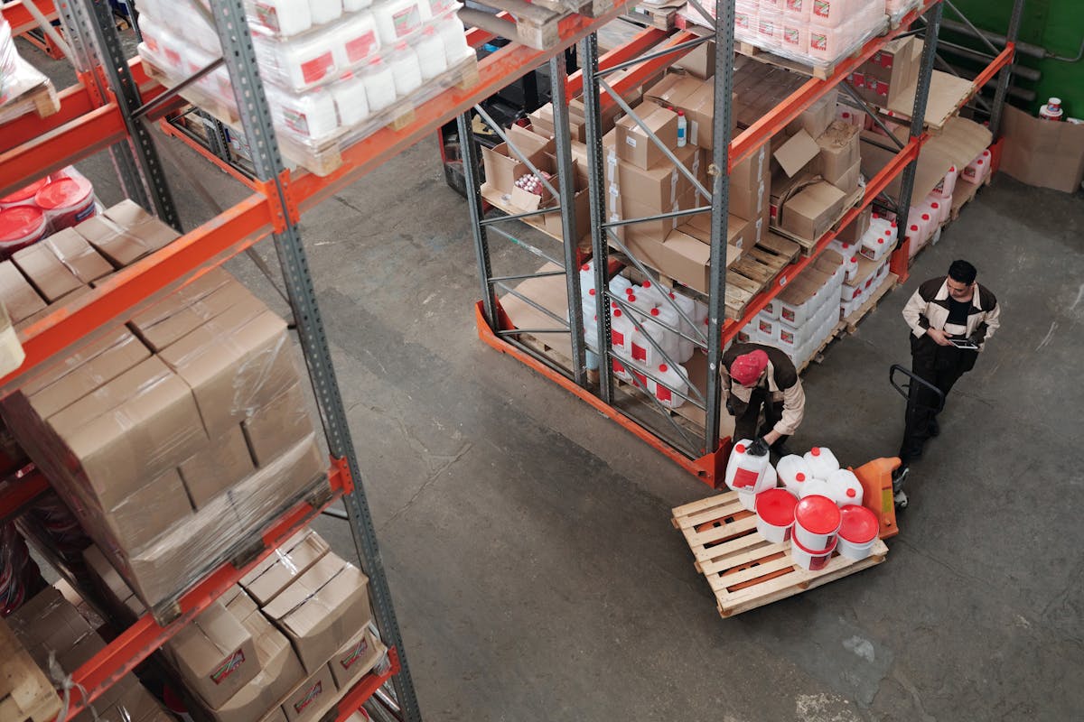 Pallet Jack Safety Guide for Warehouse Workers